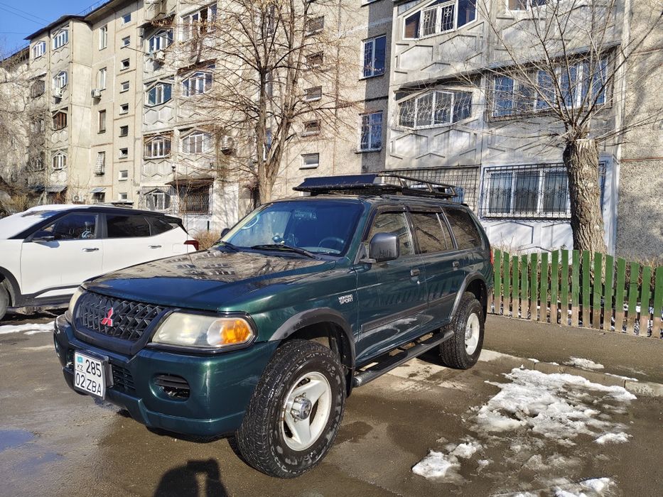 Mitsubishi Montero Sport