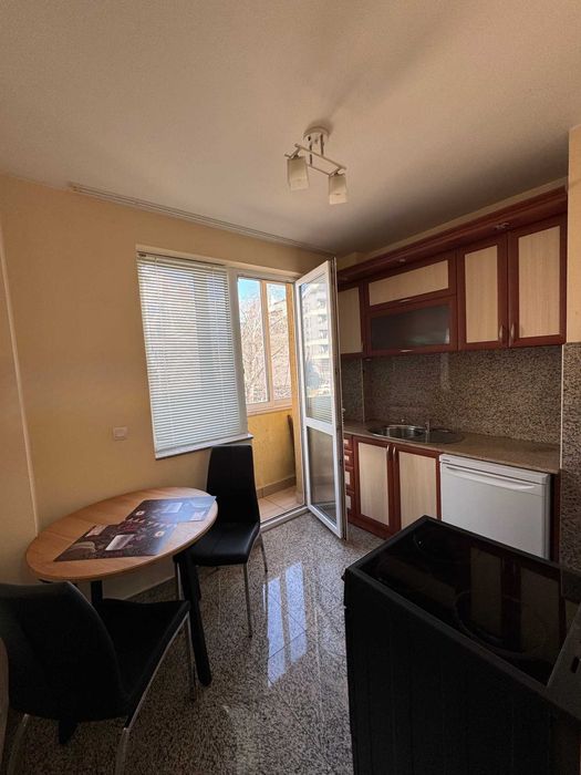 Дава се под наем Тристаен апартамент в София, Дървеница - 100 кв.м за 750 € - Снимка #7