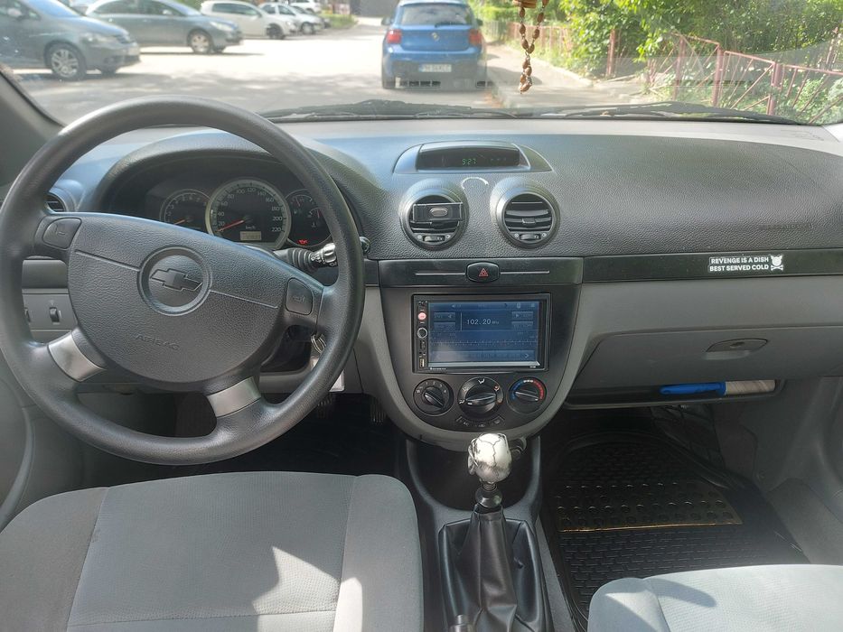 Auto Chevrolet Lacetti gri 2004