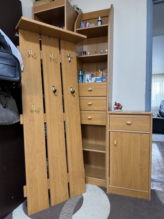 Отдам прихожую темиртау