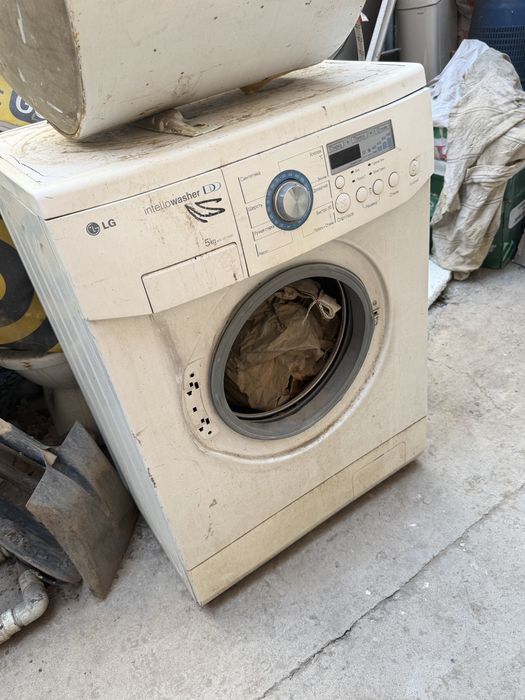 Продам машинку на запчасти