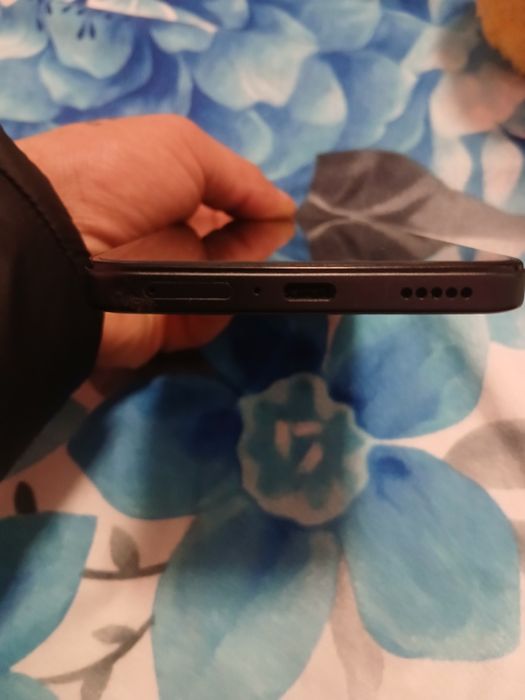 Vând honor 400 smart