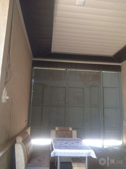 Uy sotiladi 12.5 sotix Yangibozorda