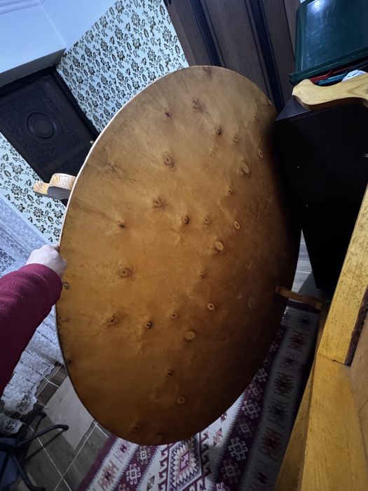 Продам круглые столы