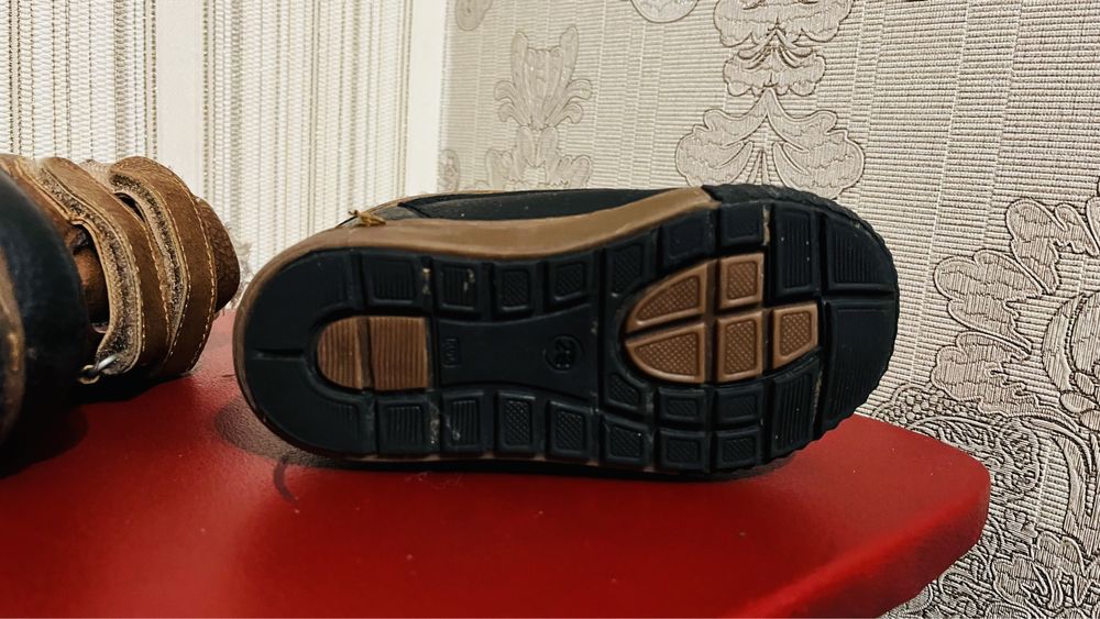 Детские ботинки