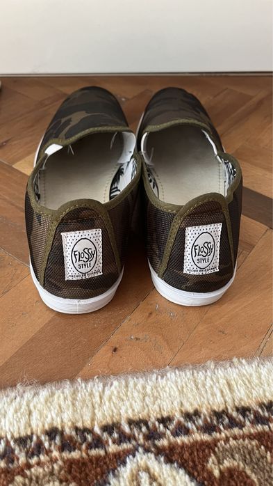 Ниски обувки Flossy р-р 41