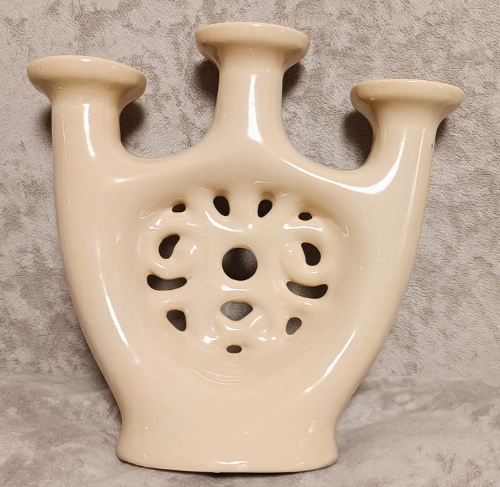 Продается посуда - хрусталь  и керамика .