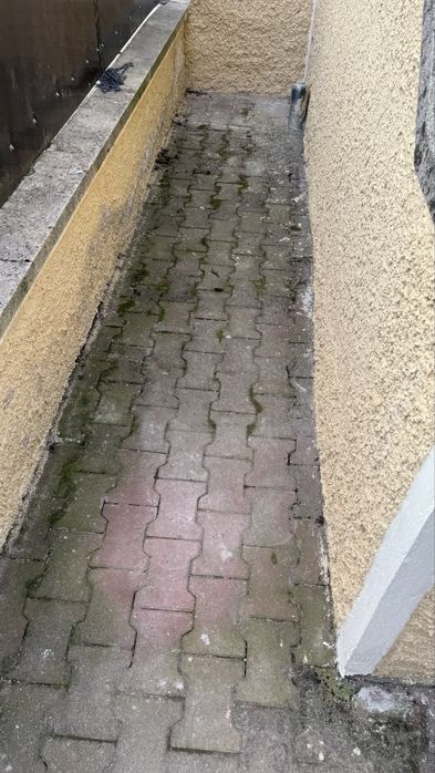 Curatare pavaje,pardoseli,terase,