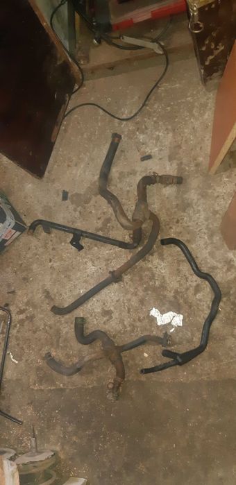 Рено Лагуни-1,8 и 2000куб -бензин-останали части