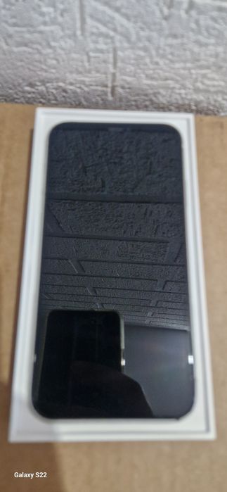 Iphone 11 чисто нова батерия 64GB