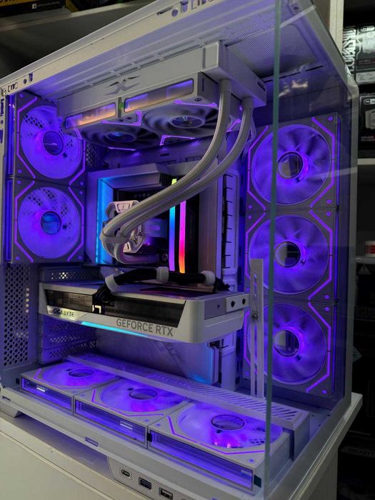 PC Ryzen™ 7 9800X3D/B650E Stealth/RTX 5070/32GB/750W Gold/Garantie/TVA
