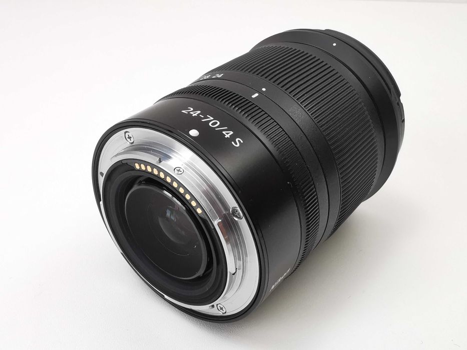 Nikon Nikkor 24-70mm F/4 S Full Frame обектив за Nikon Z фотоапарати