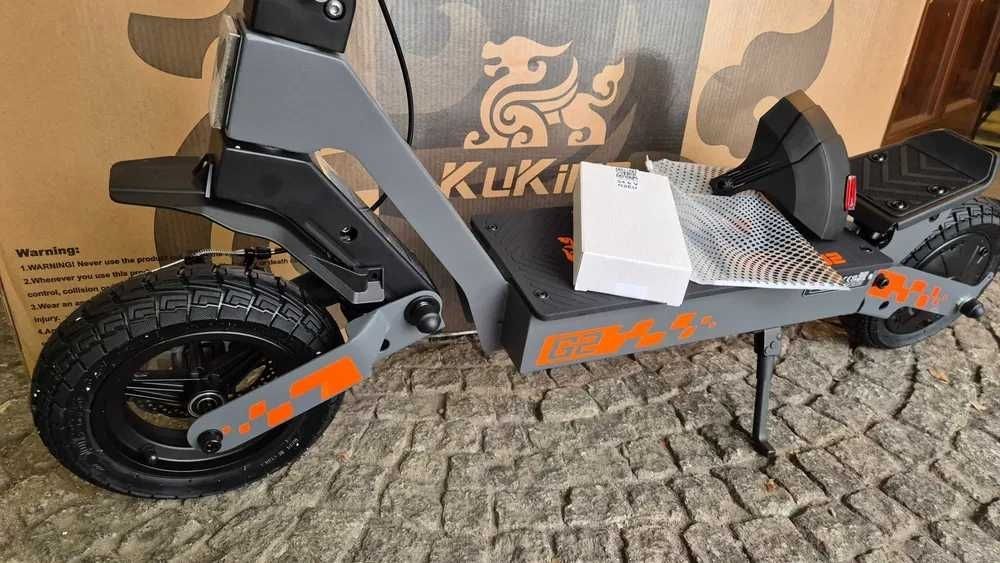 Trotineta electrica KUKIRIN G2 2026 NOUA 800w nelimitata 56 km/ora