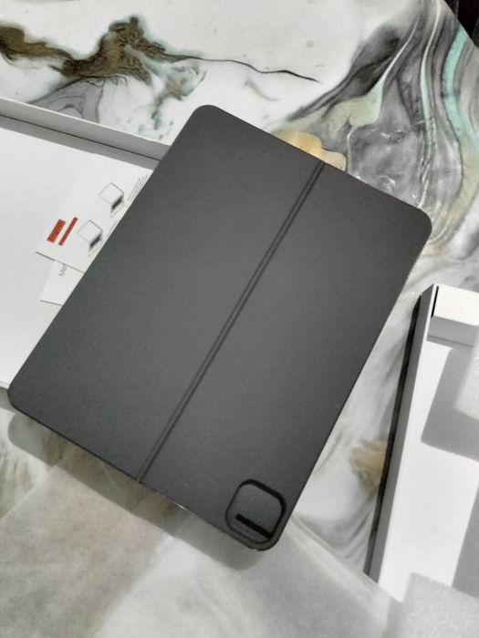 Продам клавиатуру на Айпад