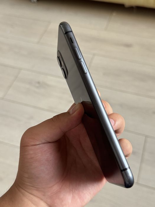 iPhone 11 64GB. Без Ремонта!
