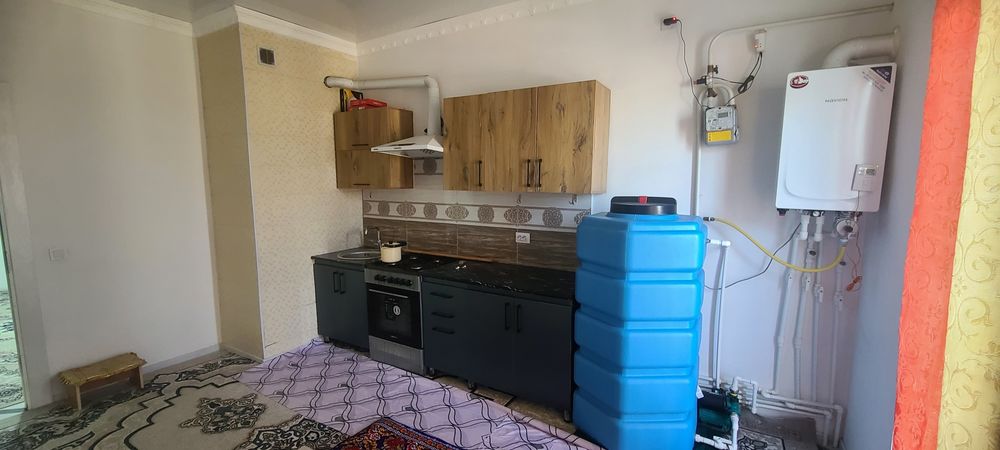 Uy sotiladi Elobod 61 kv