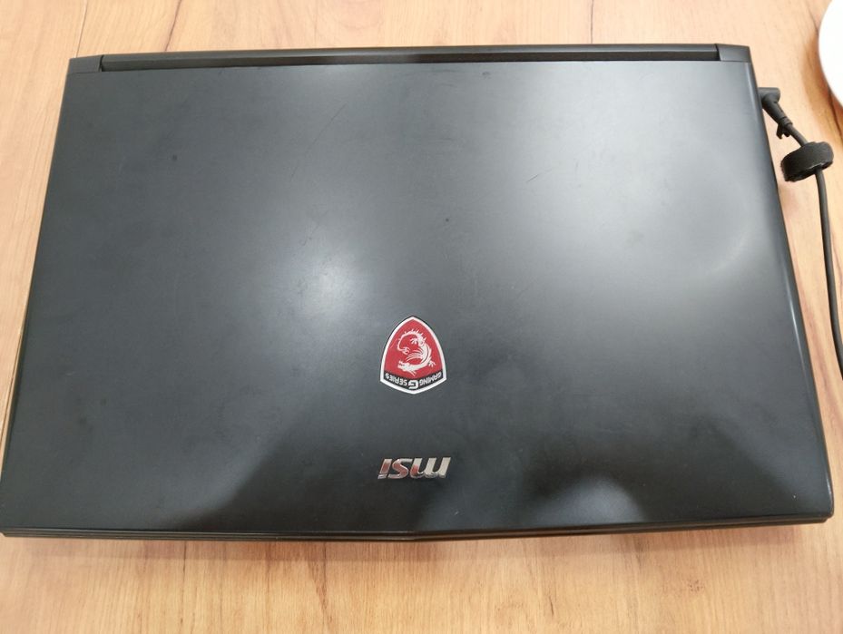 Продам игровой ноутбук MSI