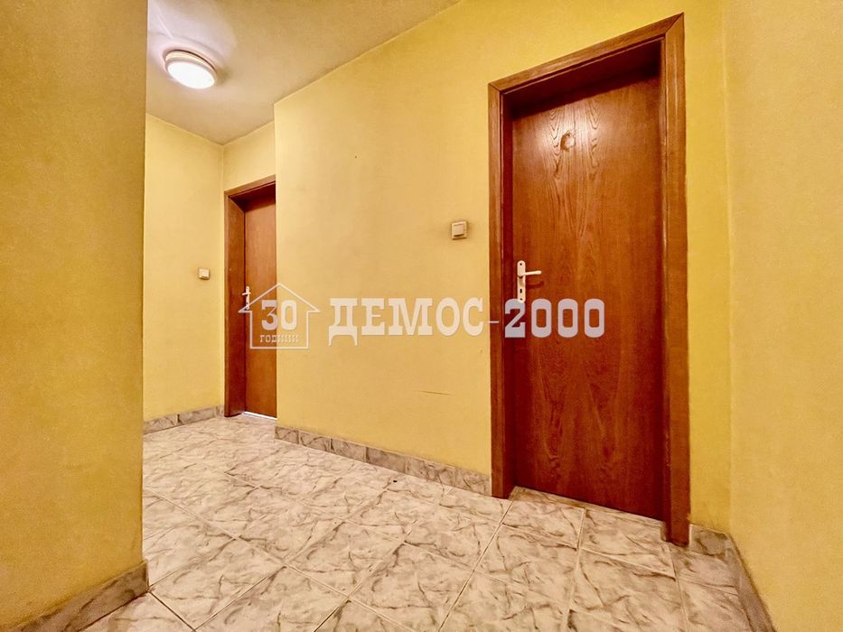 Двустаен тухлен апартамент в отличен район за инвестиция