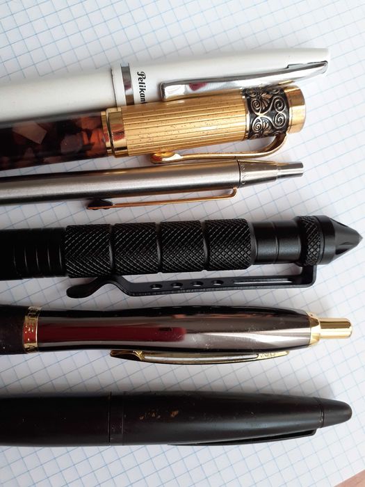 Stilou Pelikan si alte:Fendi,inoxcrom,adler