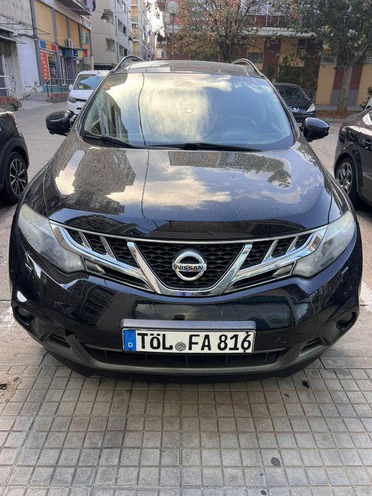 Vând Nissan murano
