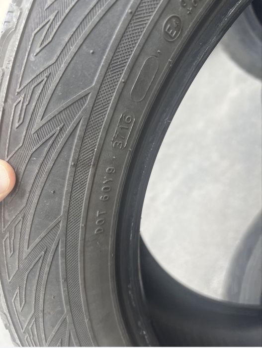 235 55 20 2 броя 6-7мм дот16 без дефекти