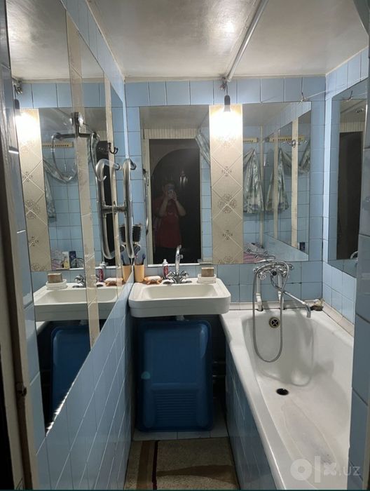Продаётся на Карасу-1 3ком