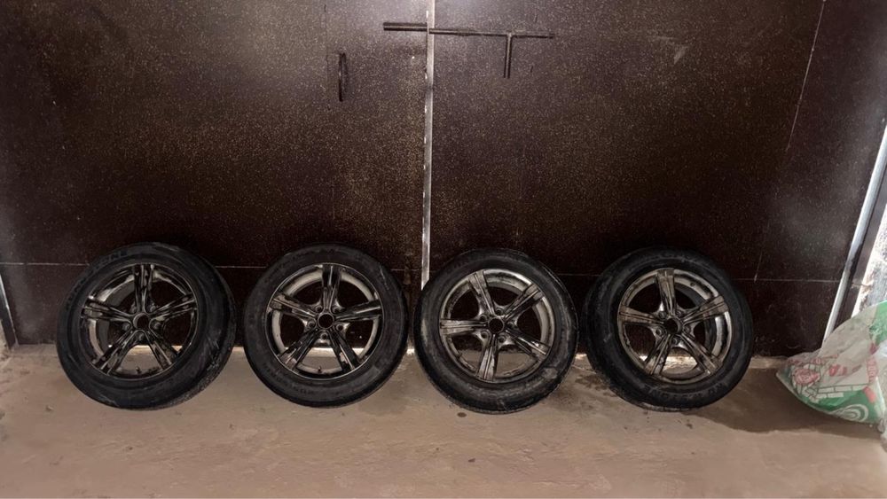 Продам комплект дисков R16, требуется покраска