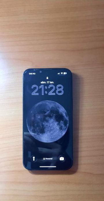 Vând iPhone    14