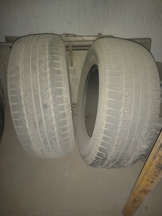 Продам шины на джип