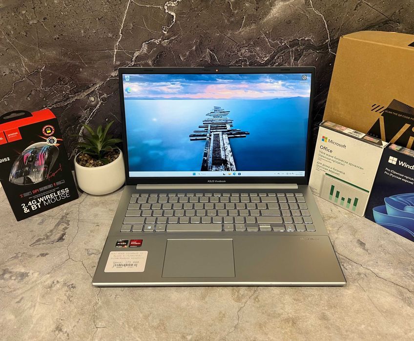 Ноутбук для офиса ASUS VivoBook 15 /Ryzen 5-7520U/8GB/512GB/Radeon