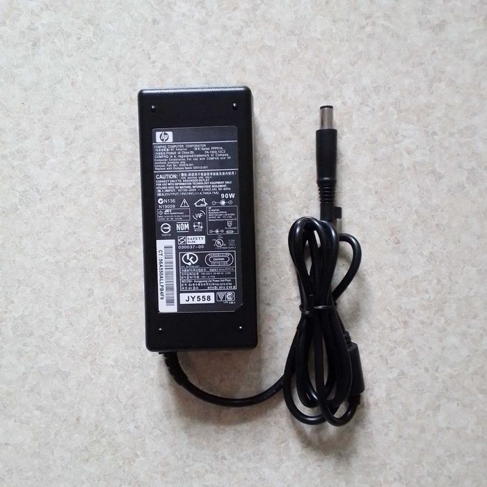 HP Compaq + колонки. Блок питания для ноутбука HP.