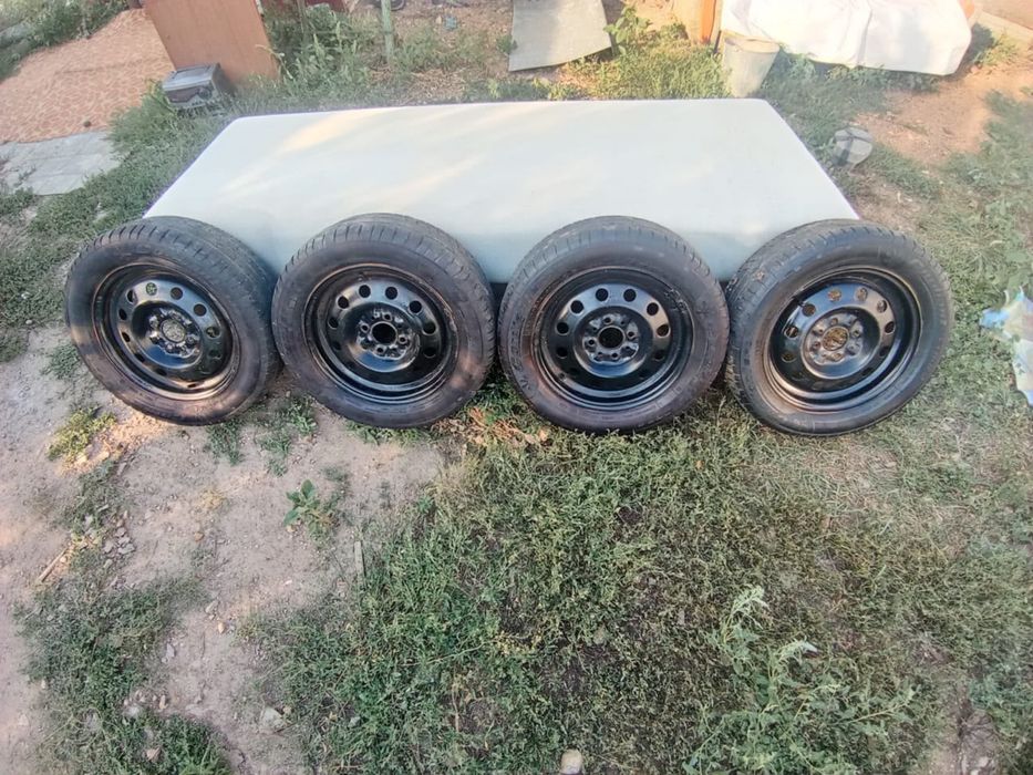 Продам резину на r14