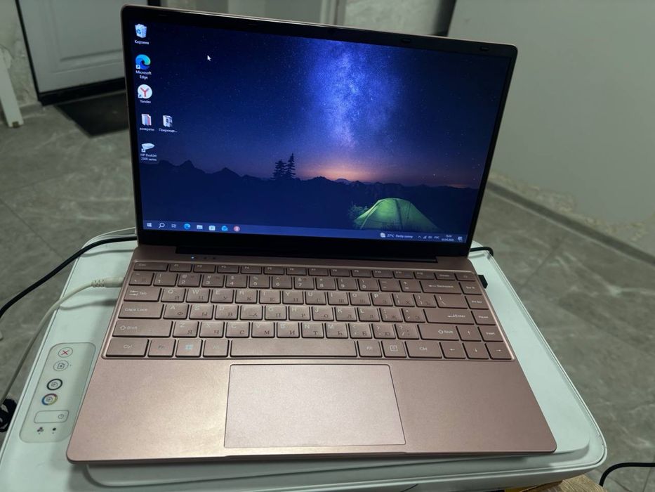 Продам ноутбук HYDRA