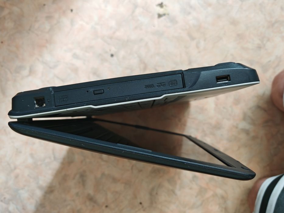 Ноутбук aser не работает