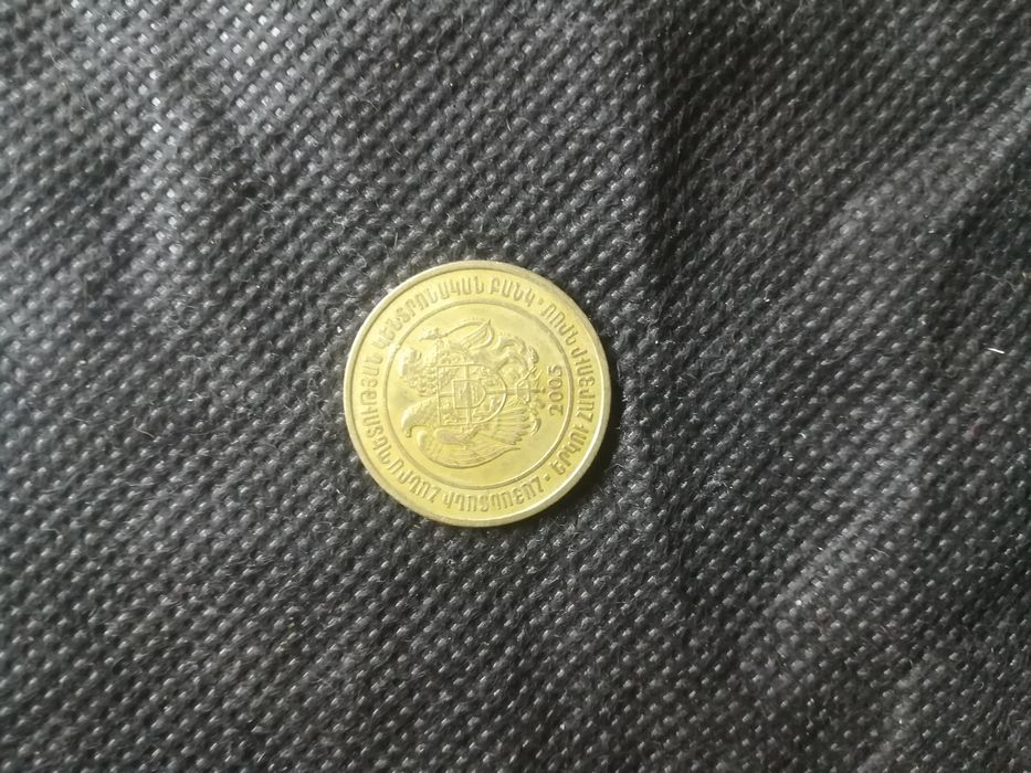 Продам монеты в хорошем состоянии