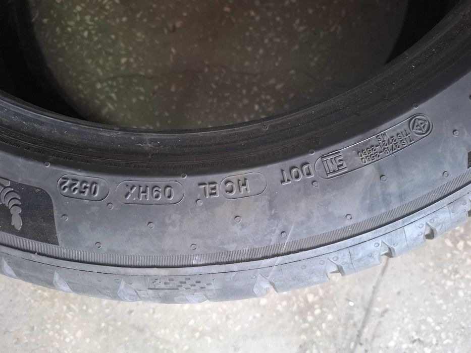 Anvelope vara 235.45.18 MICHELIN dot 0522