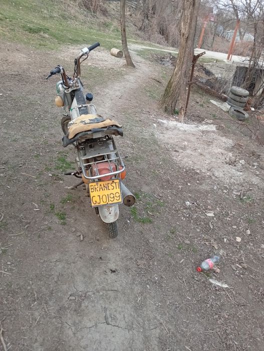 Motociclu first bike