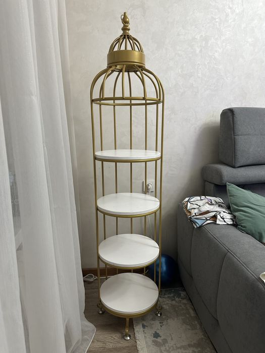 Продам полку универсальную