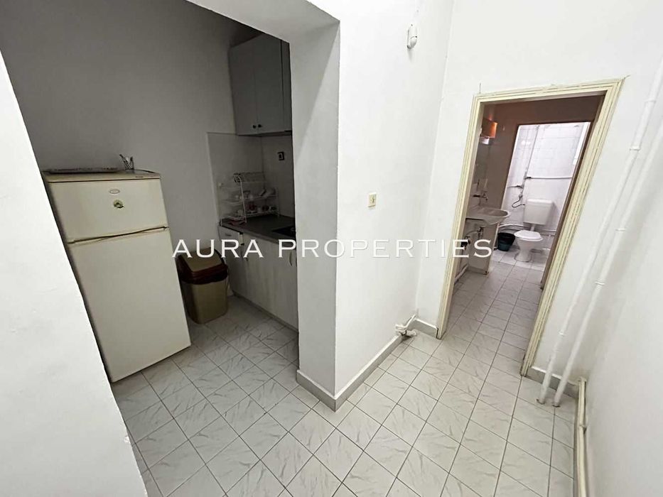 Разград / Магазин, идеален център