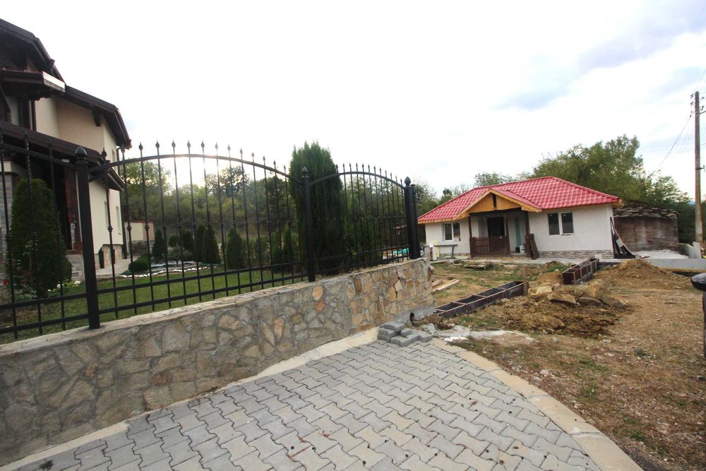 Продава се Къща в с. Камещица, Област Габрово - 40 кв.м за 1020 €/кв.м - Снимка #11