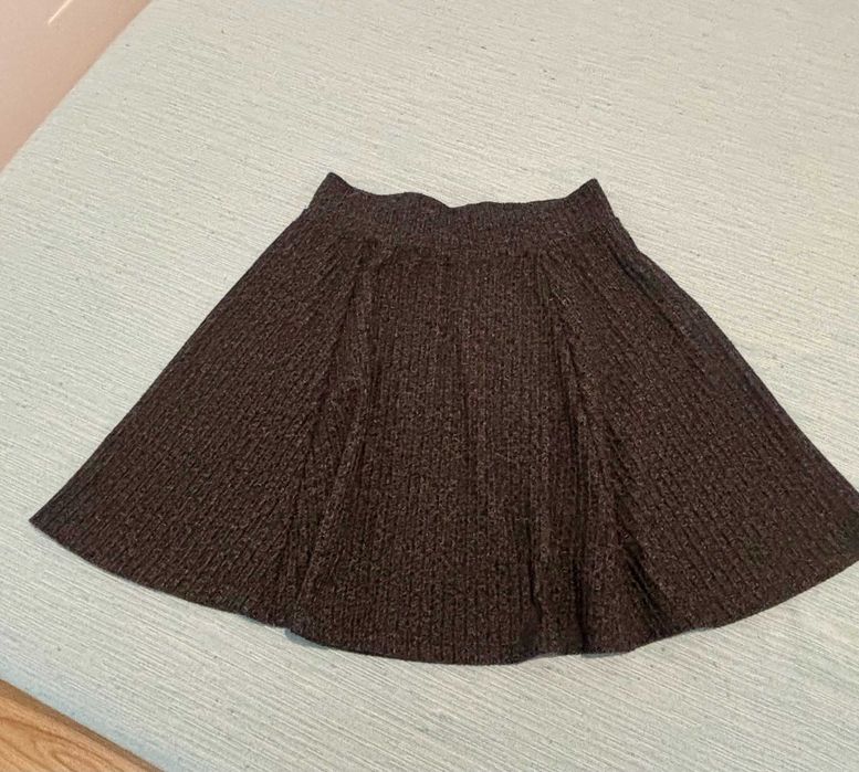 Fusta Terranova, gri, marimea XS (potrivita si ca S)