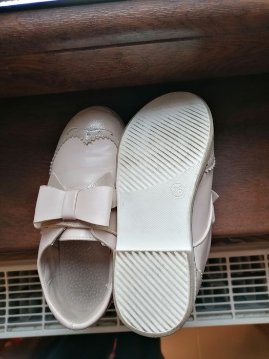 Pantofi eleganti fetite, mărimea 26, piele la interior