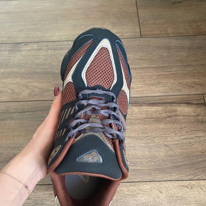 New Balance 9060 Oak - 40/41/42/43/45