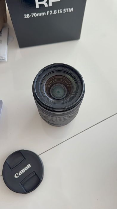 Обектив Canon RF 28-70 f2.8 IS STM в гаранция