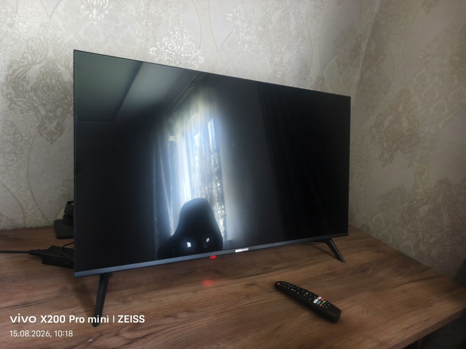 Телевизор Smart TV