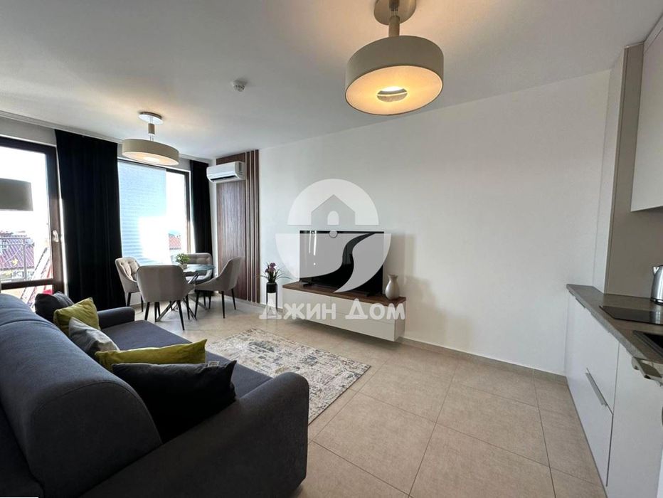 Продава се Двустаен апартамент в Свети Влас - 51 кв.м за 1430 €/кв.м - Снимка #1