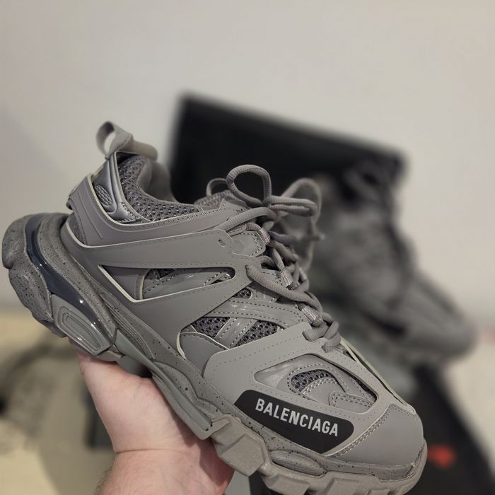 Balenciaga Track Gri (42) FULLBOX| Livrare rapida cu verificare