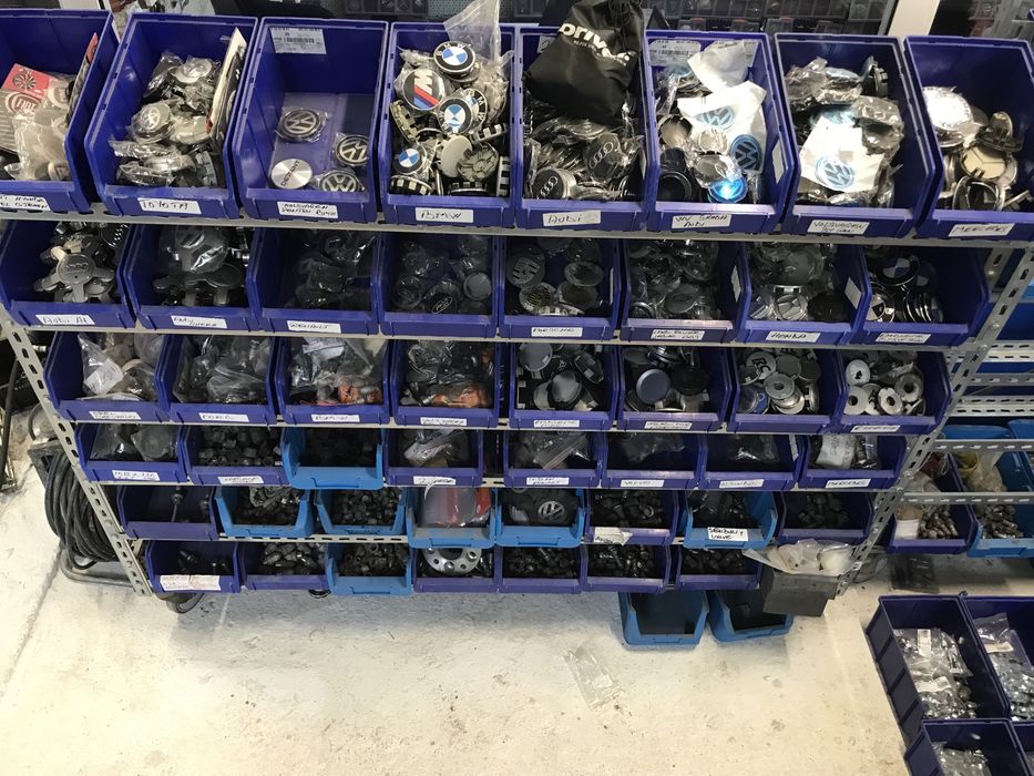 Prezoane si piulite inele ghidaj embleme roti