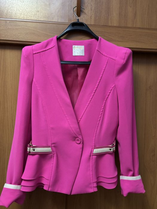 Женский, стильный пиджак