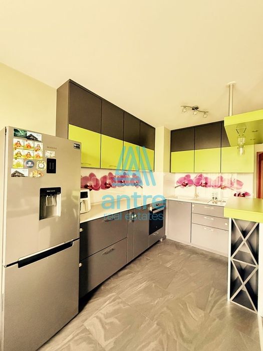Продава се Тристаен апартамент в София, Бъкстон - 112 кв.м за 2410 €/кв.м - Снимка #3